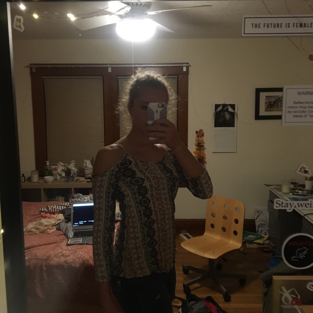 Long sleeved shirt